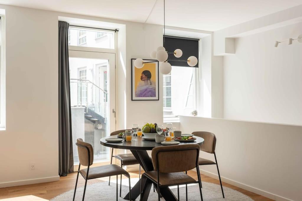 Spacious Double-flat For 10 In Cph Center København