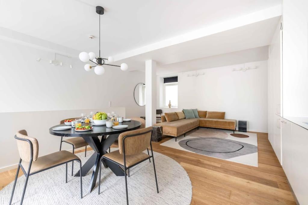 Spacious Double-flat For 10 In Cph Center København